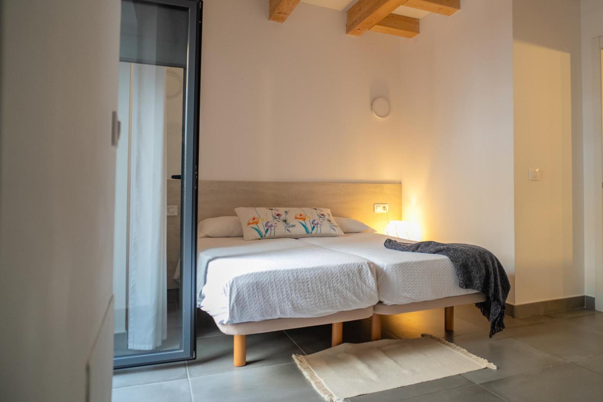 Ca Lespardenyer Banyoles Exterior photo